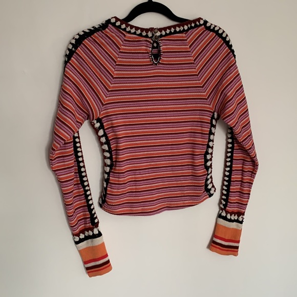 Free People long sleeve top in size M. Only tried on and never worn! - Picture 2 of 3